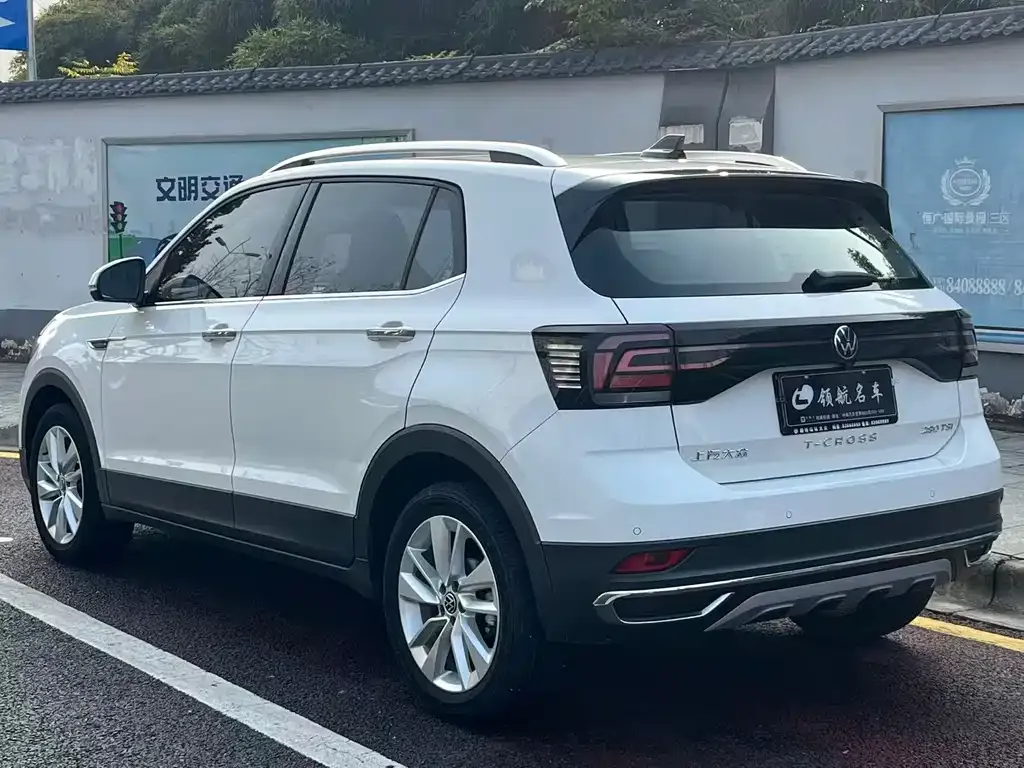Volkswagen T-Cross — фото 6