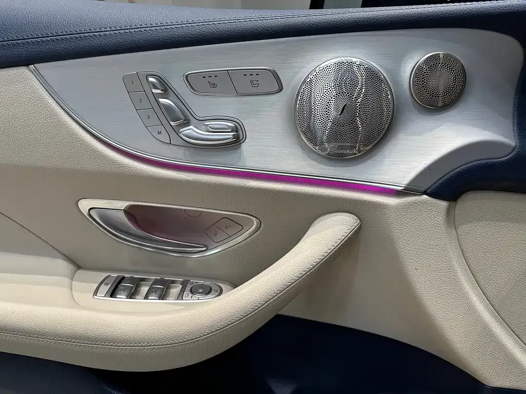 Mercedes-Benz E-Class (Import) — фото 3