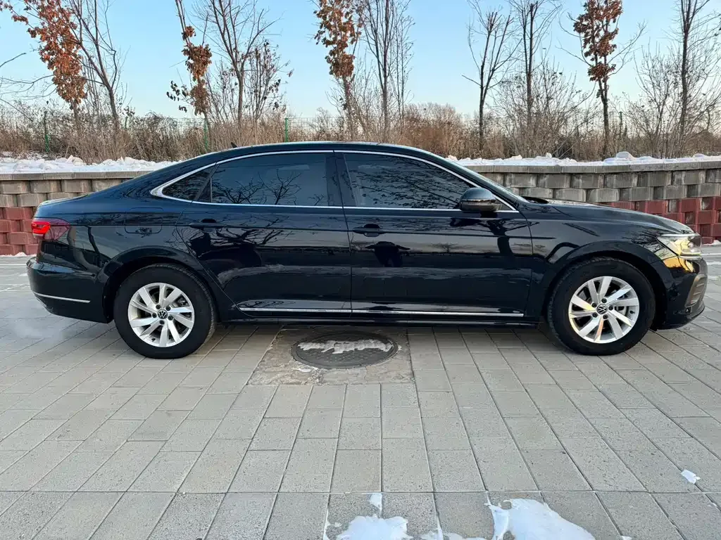 Volkswagen Passat — фото 7
