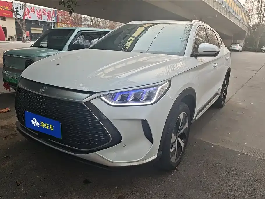 BYD PLUS New Energy — фото 1