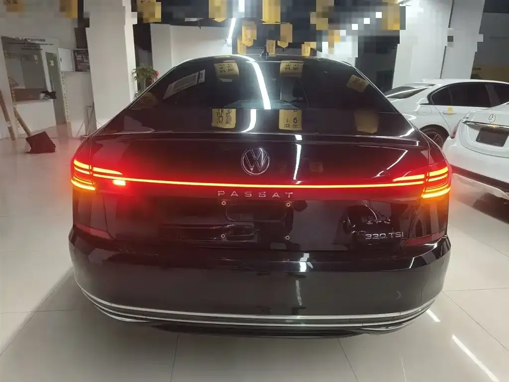 Volkswagen Passat — фото 6