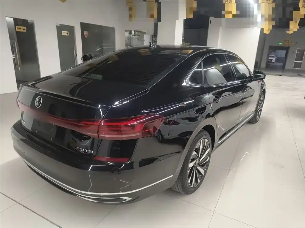 Volkswagen Passat — фото 7