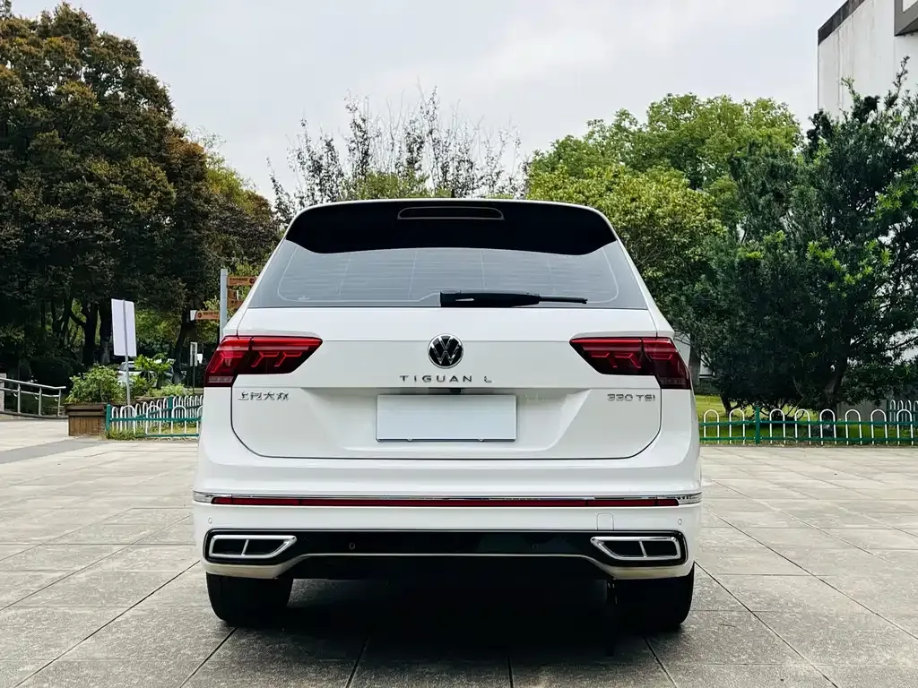 Volkswagen Tiguan L — фото 4
