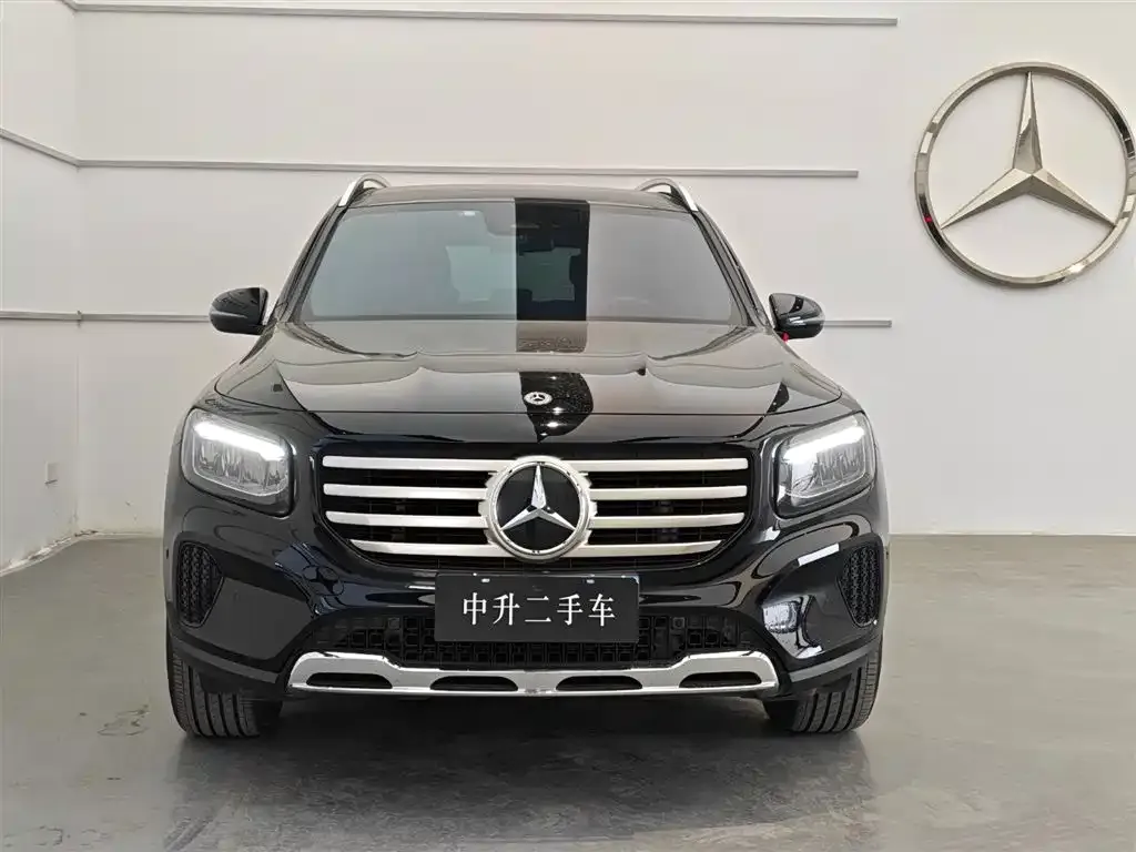 Mercedes-Benz GLB — фото 2