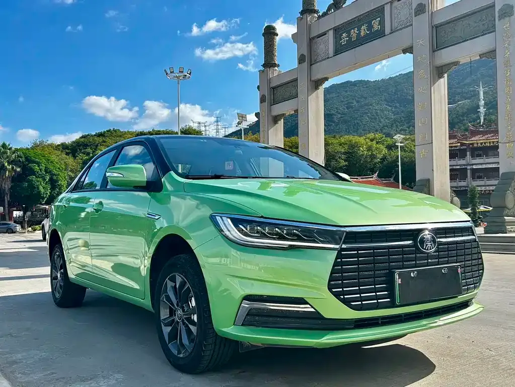 BYD Qin NEV — фото 3