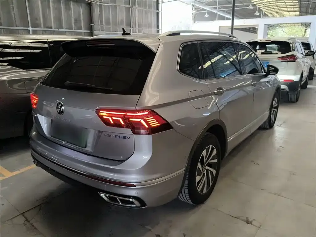 Volkswagen Tiguan L New Energy — фото 7
