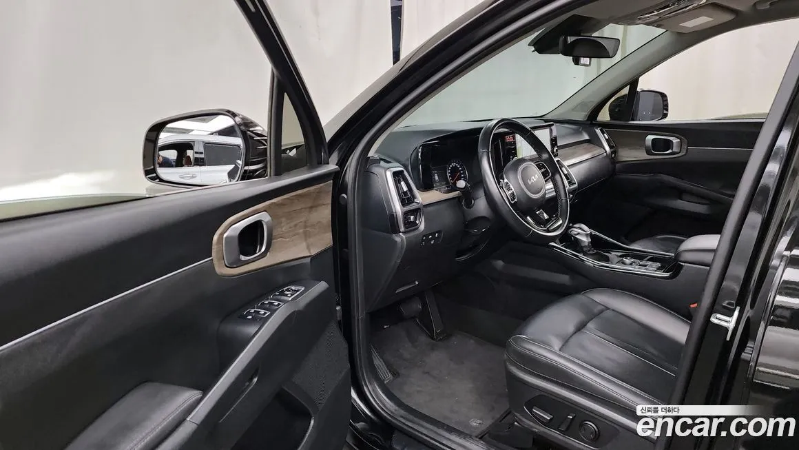 Kia Sorento — фото 9
