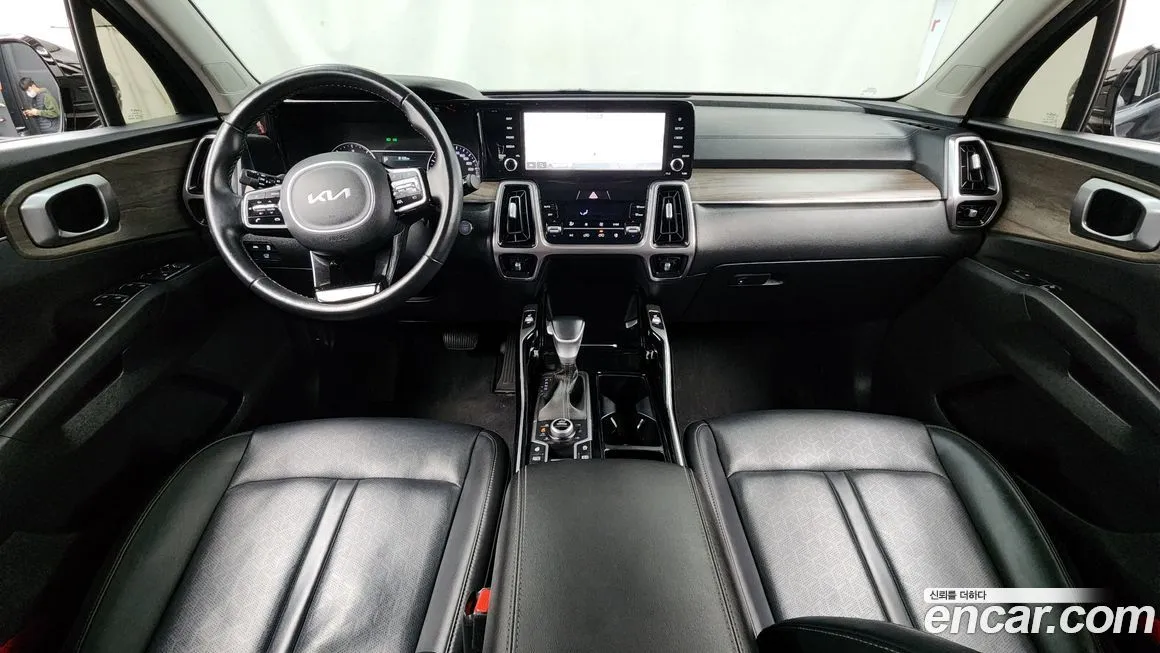 Kia Sorento — фото 5