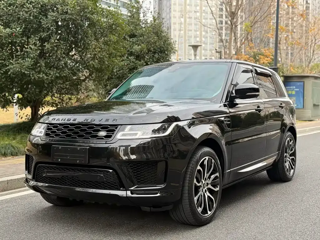 Land Rover Sport — фото 1