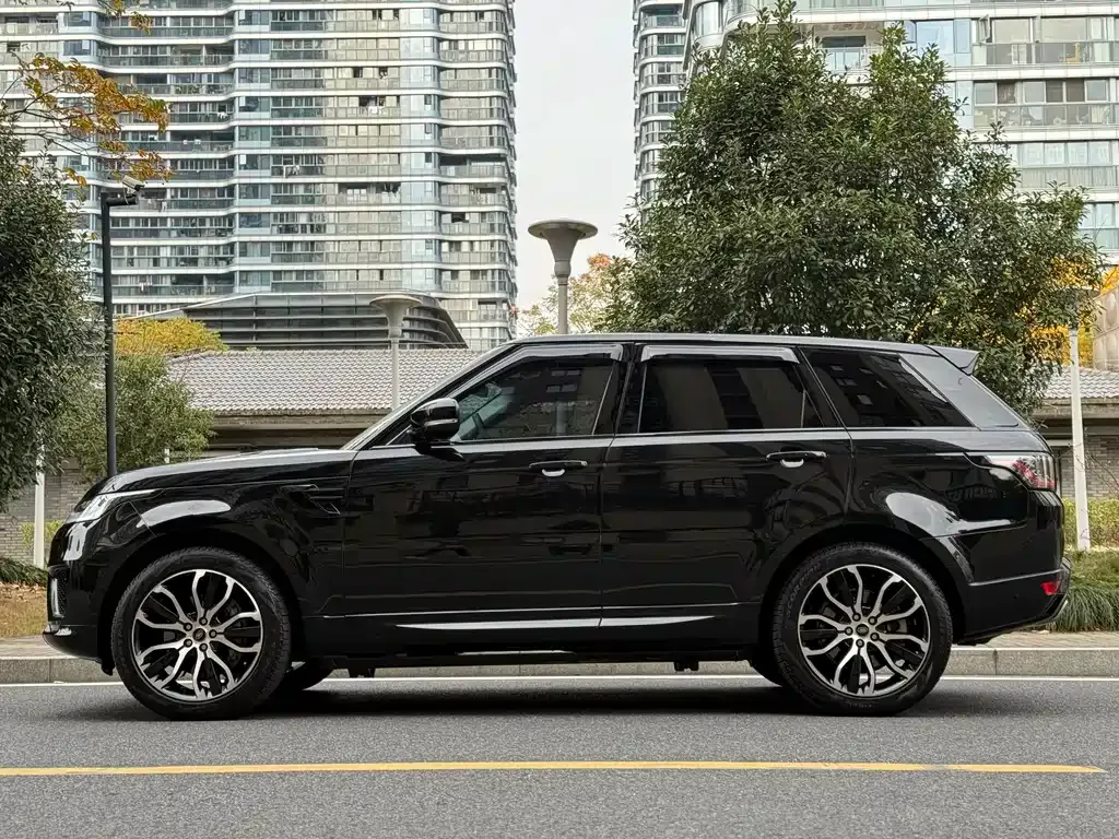 Land Rover Sport — фото 10
