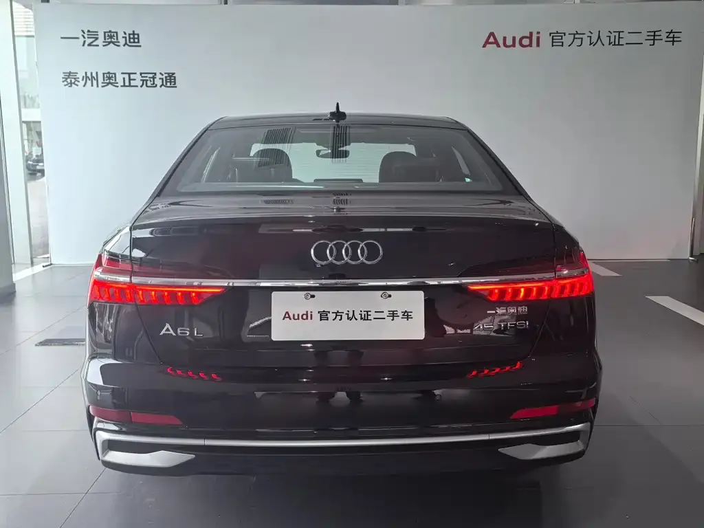 Audi A6L — фото 2