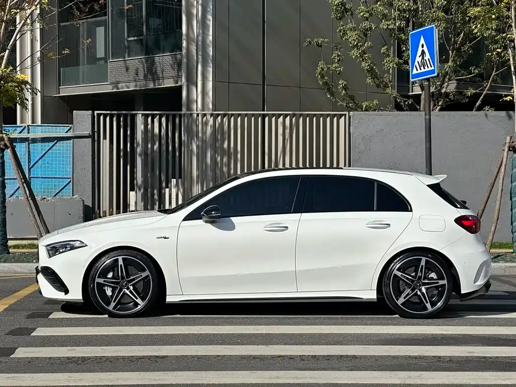 Mercedes-Benz A-Class AMG (Import) — фото 9