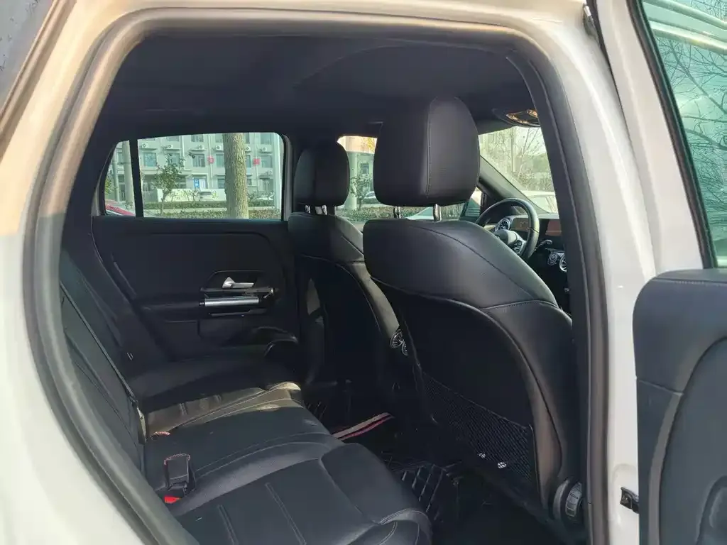 Mercedes-Benz GLA — фото 2