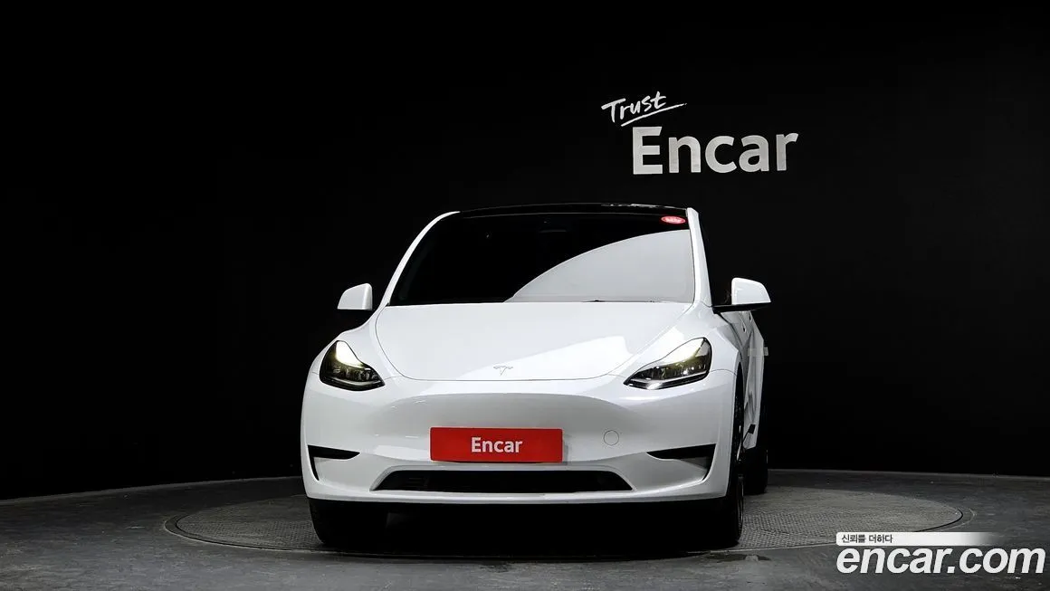 Tesla Model Y — фото 7