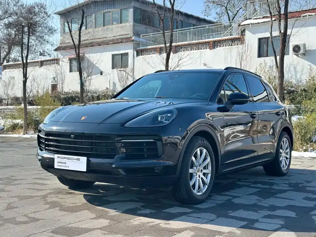 Porsche Cayenne — фото 7