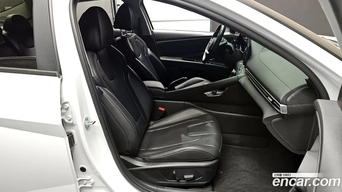 Hyundai AVANTE — фото 9