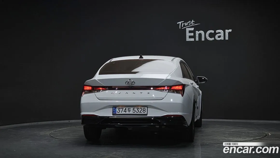 Hyundai AVANTE — фото 2