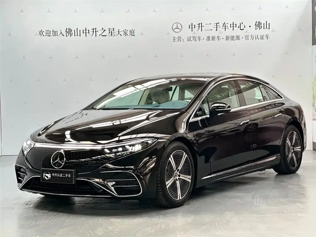 Mercedes-Benz EQS — фото 1