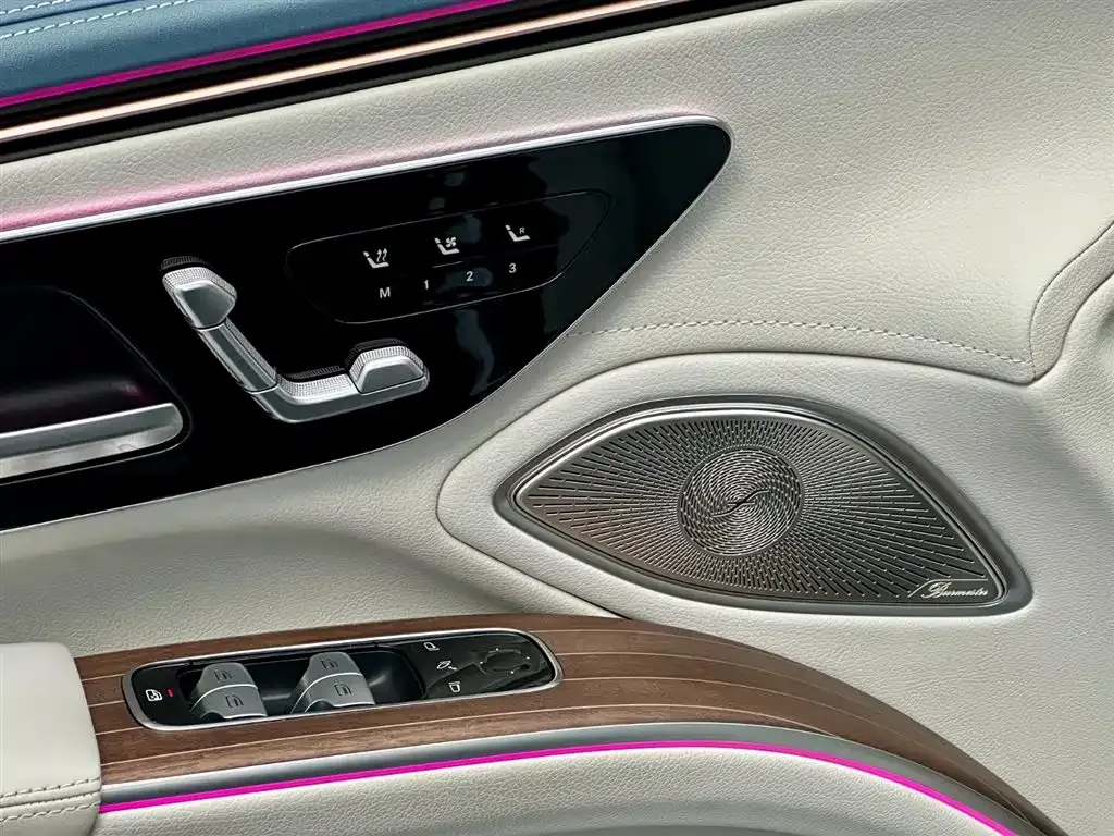 Mercedes-Benz EQS — фото 9