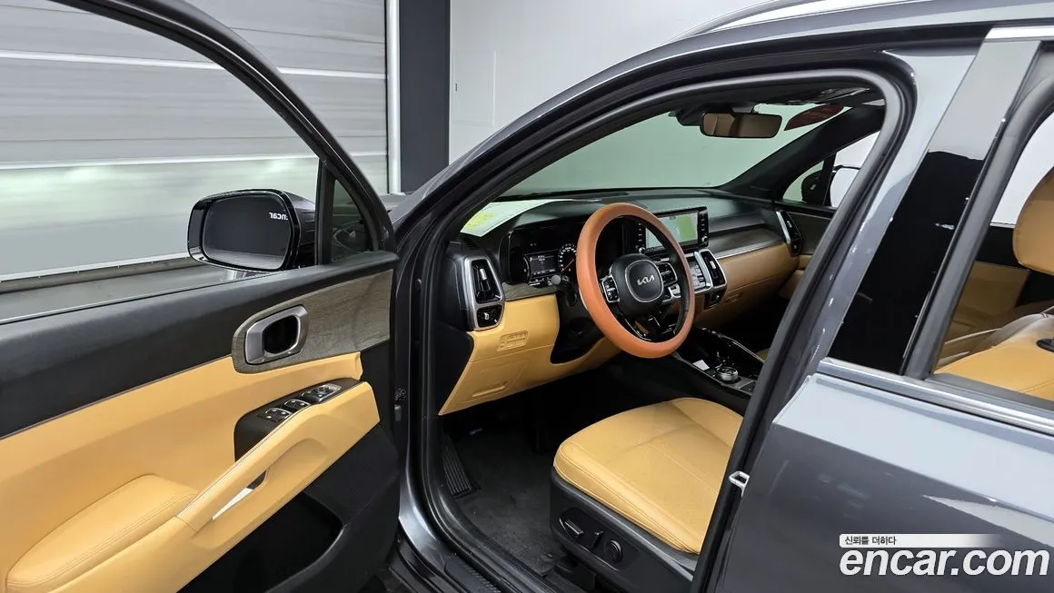 Kia Sorento — фото 8