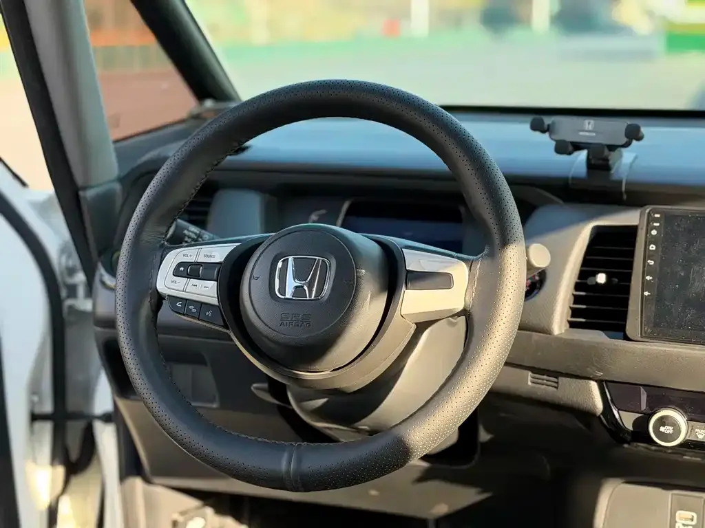 Honda Fit — фото 6