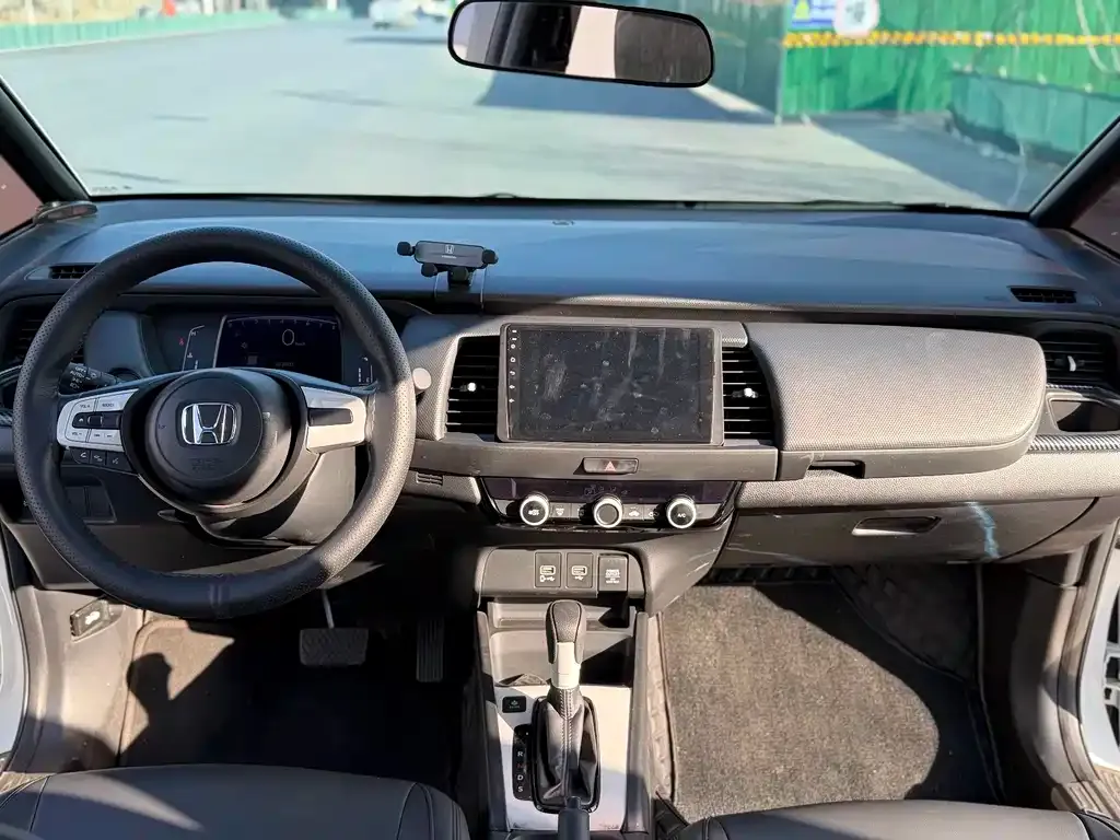 Honda Fit — фото 9