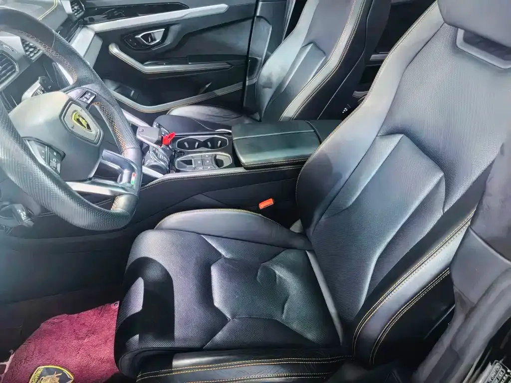 Lamborghini Urus — фото 8