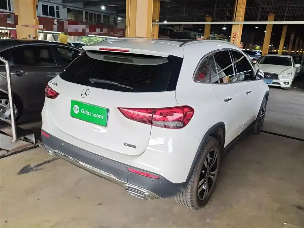 Mercedes-Benz GLA — фото 7