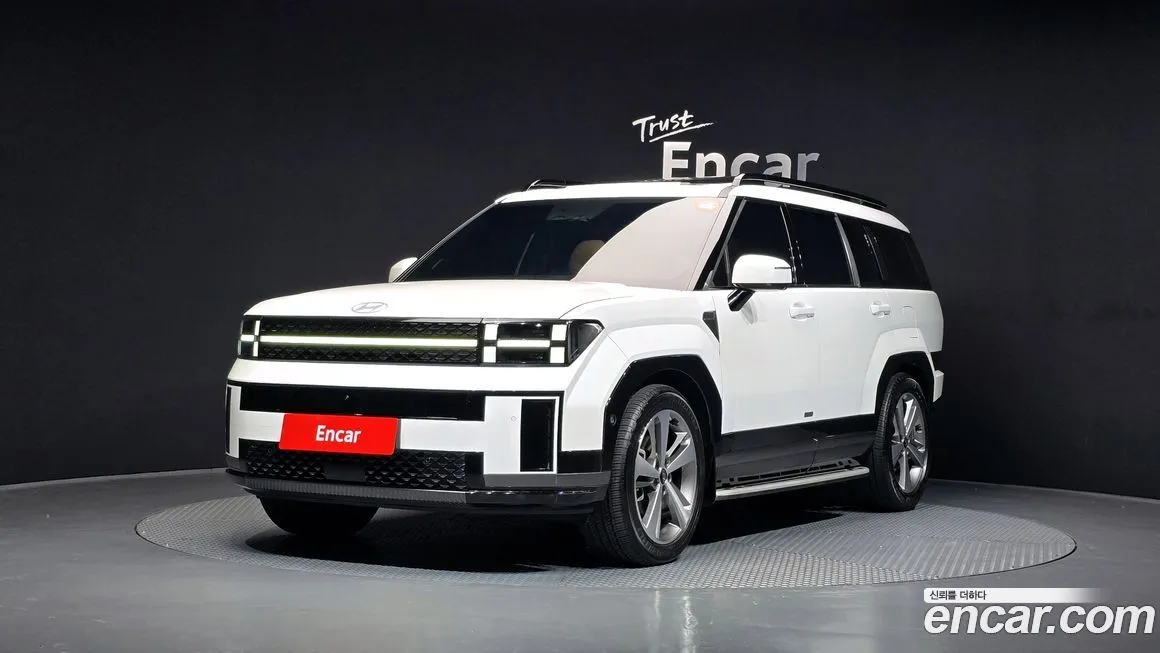 Hyundai Santafe — фото 1