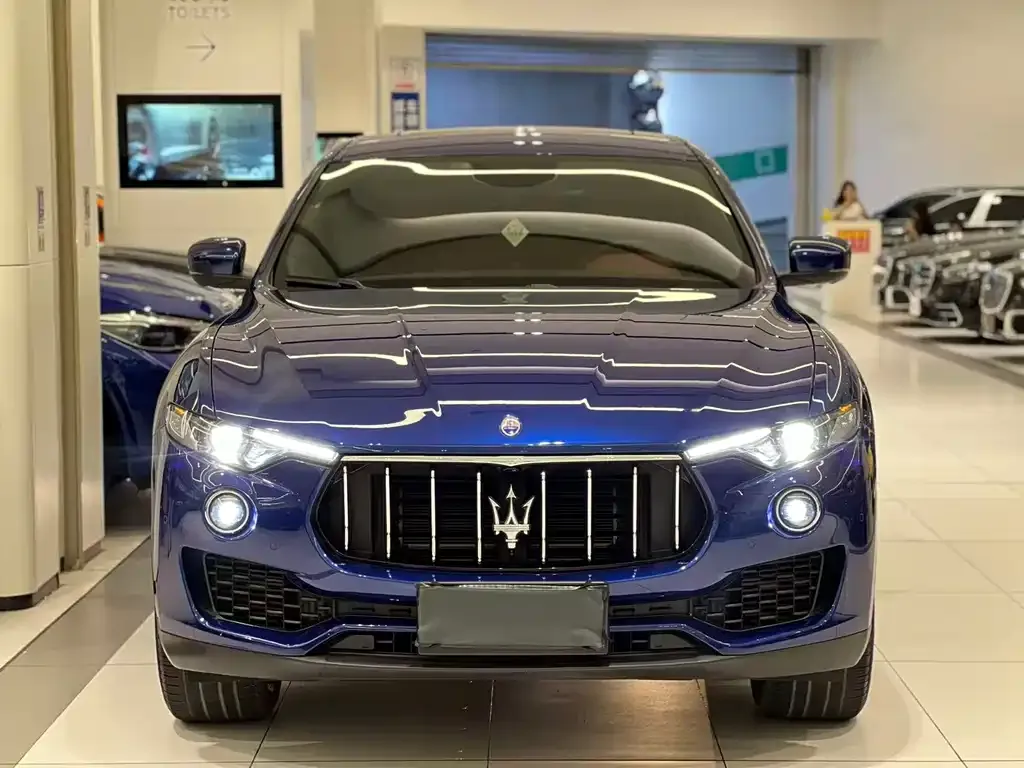 Maserati Levante — фото 9