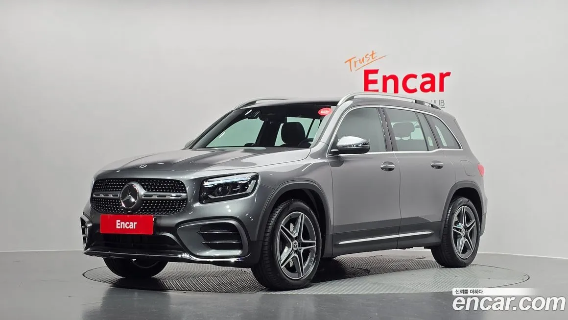 Mercedes-Benz GLB-Class — фото 1