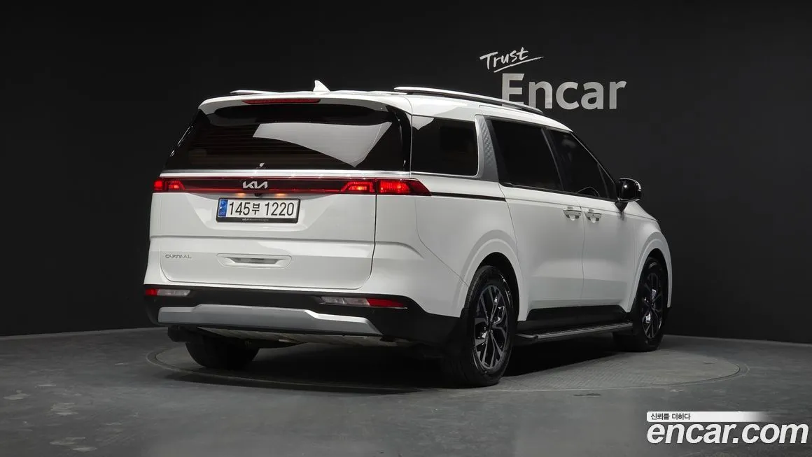 Kia Carnival — фото 2