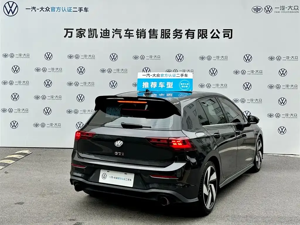 Volkswagen Golf GTI — фото 5