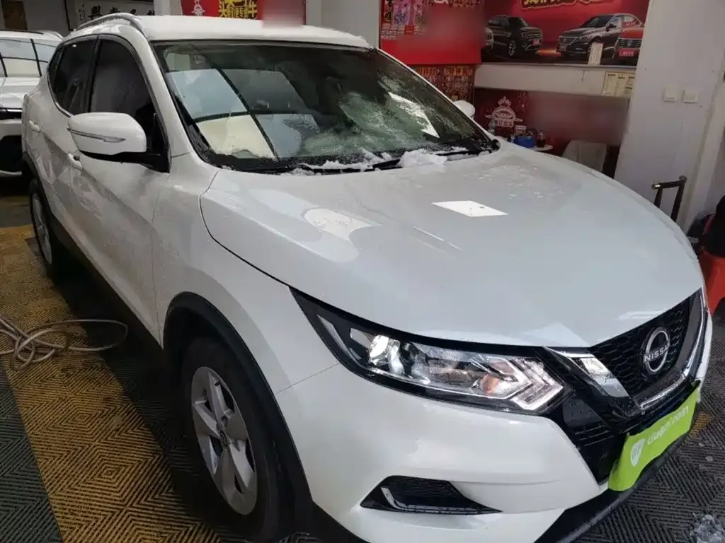 Nissan Qashqai — фото 7