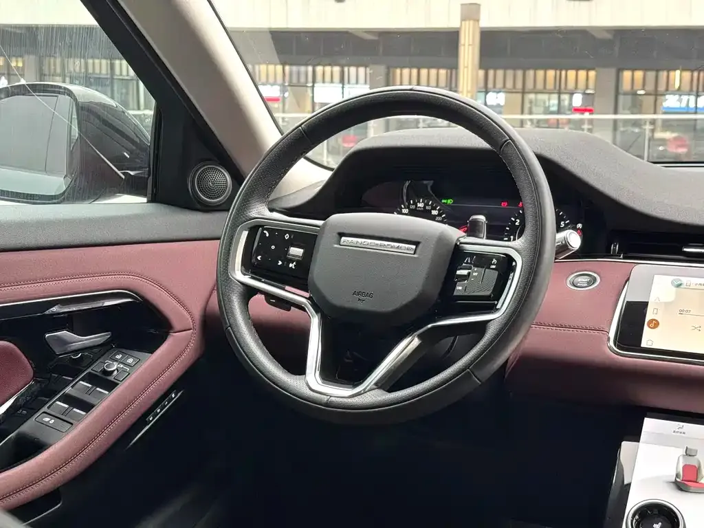 Land Rover Evoque — фото 8