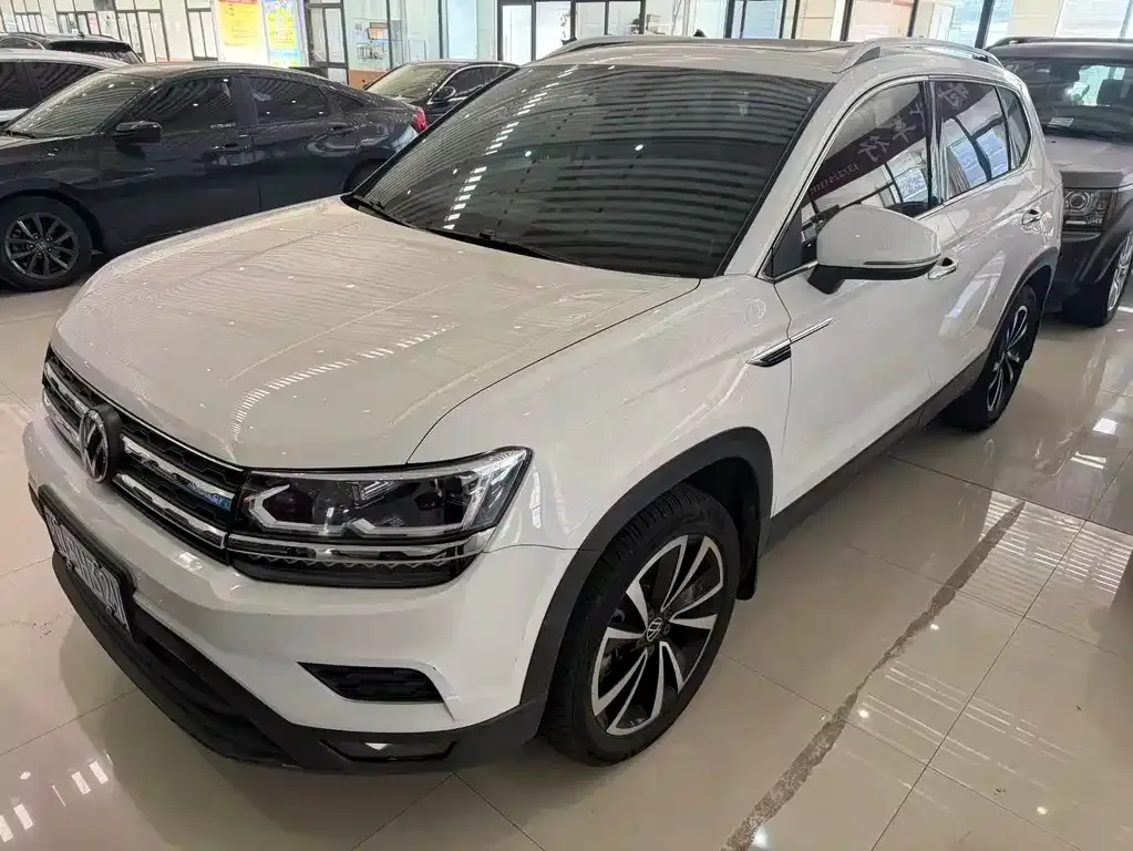 Volkswagen Tharu — фото 2