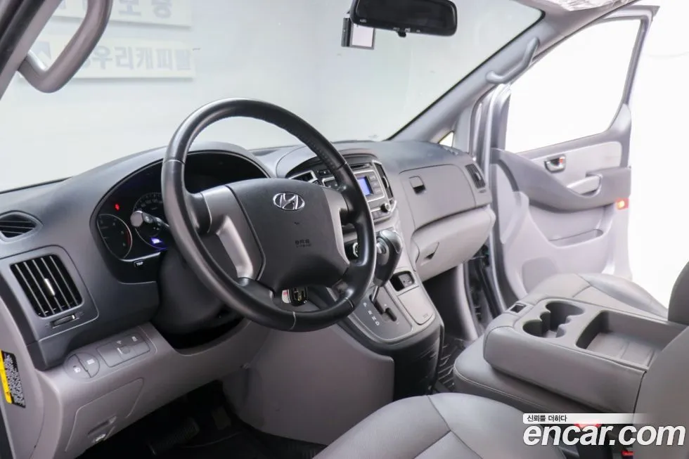 Hyundai Starex — фото 10
