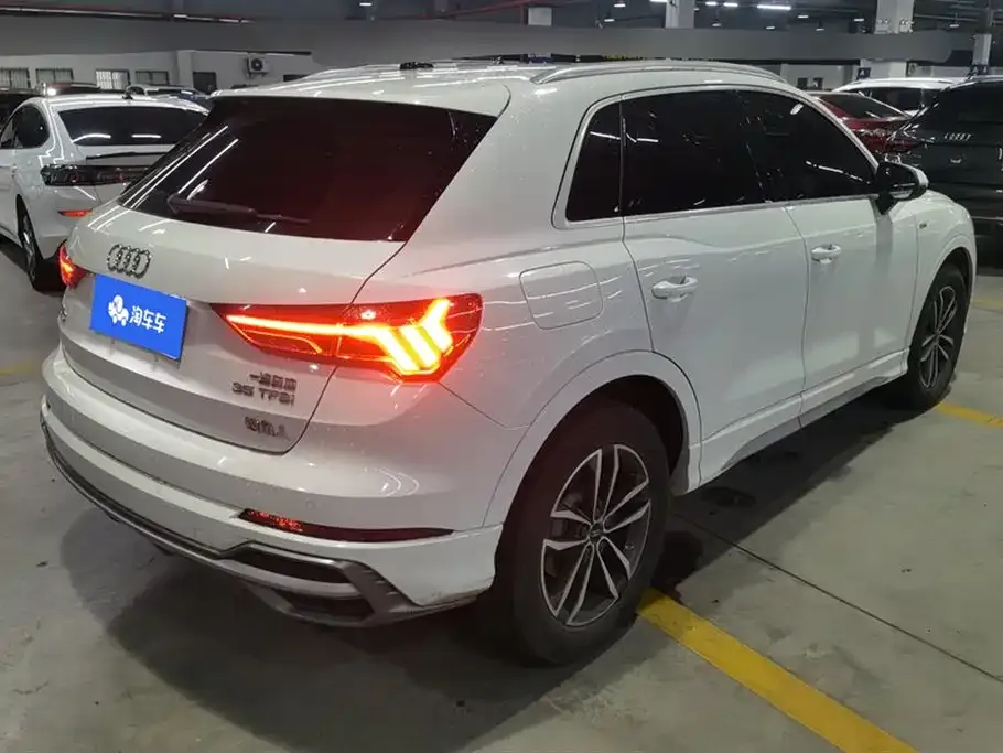 Audi Q3 — фото 6