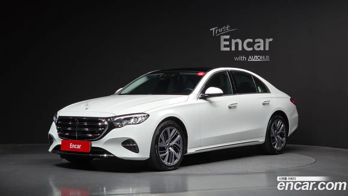Mercedes-Benz E-Class — фото 1