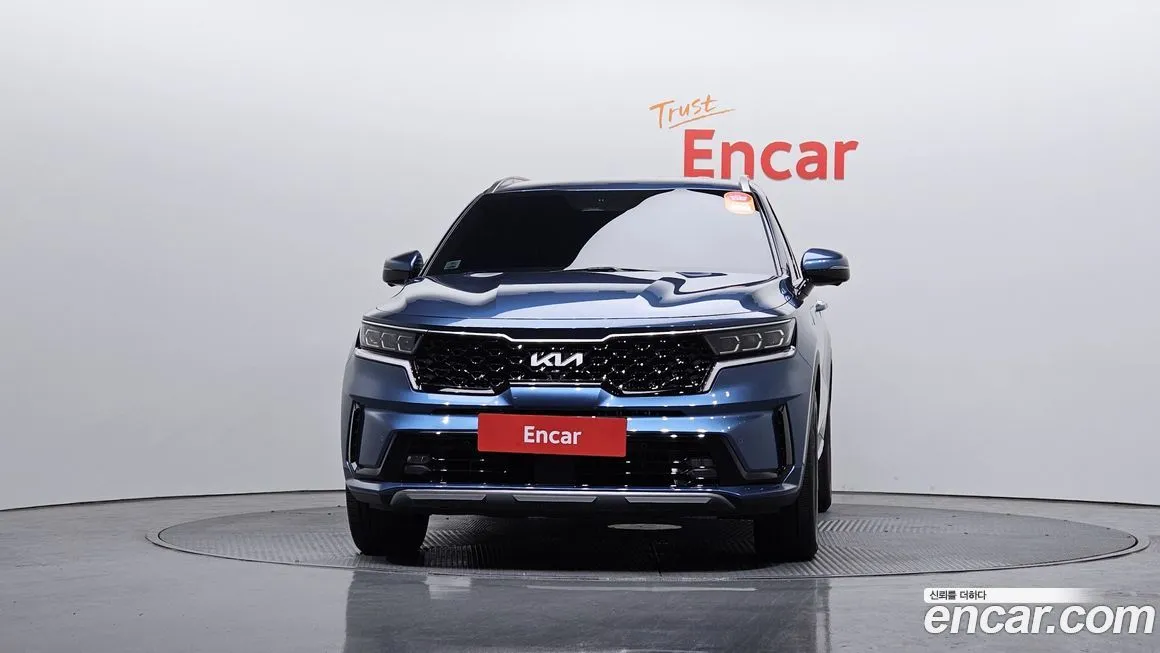 Kia Sorento — фото 6