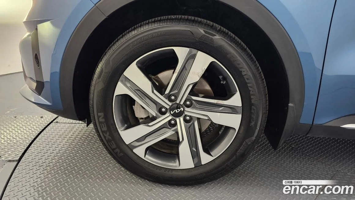 Kia Sorento — фото 5