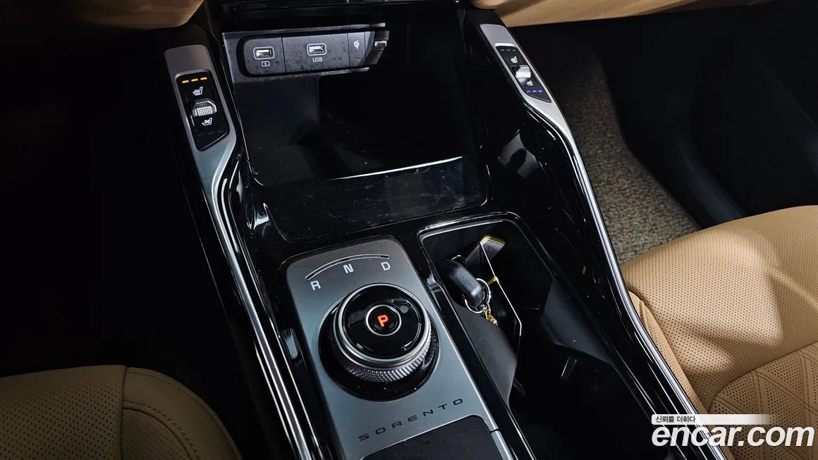 Kia Sorento — фото 7