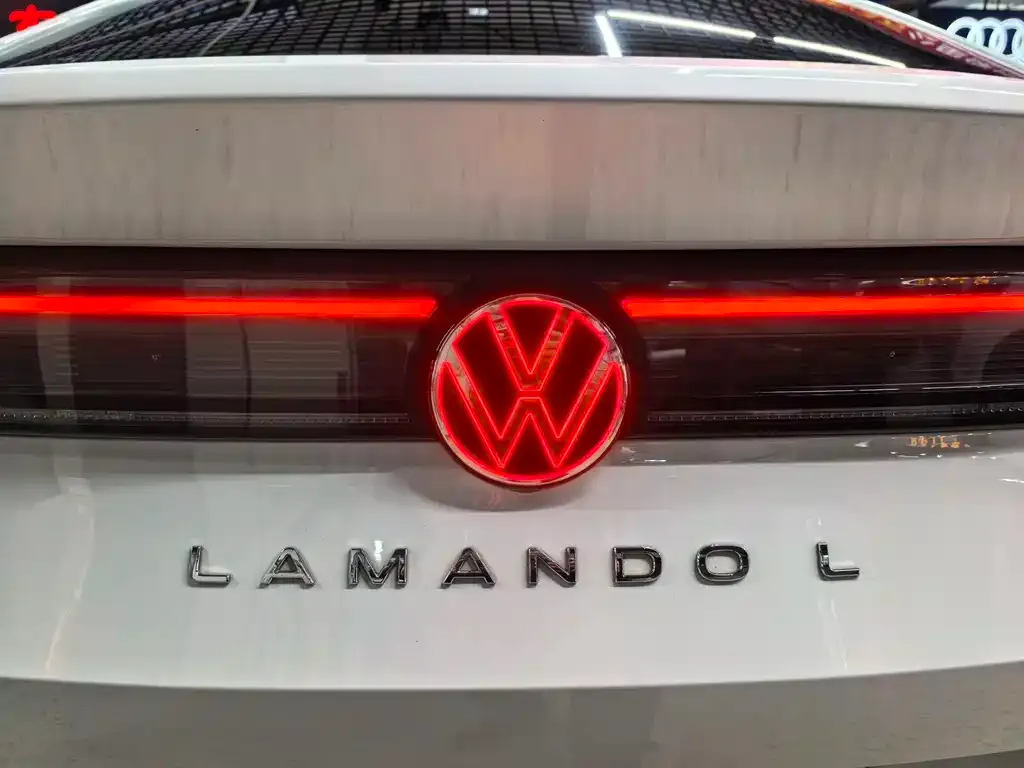 Volkswagen Lamando — фото 9