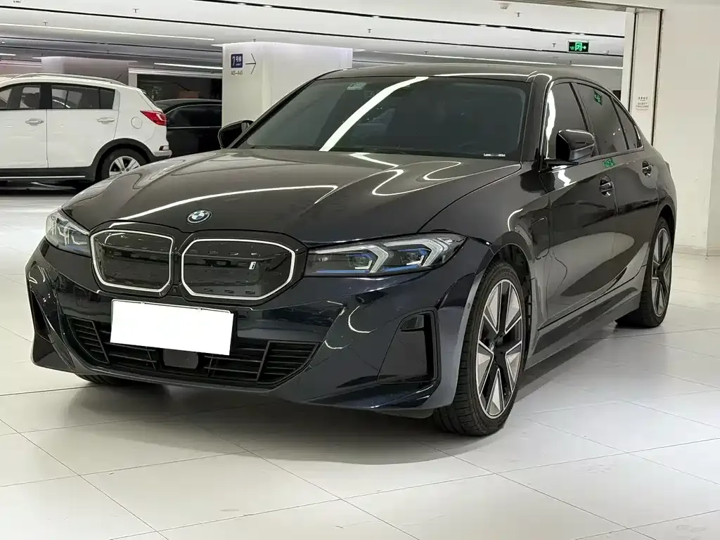 BMW i3 — фото 1