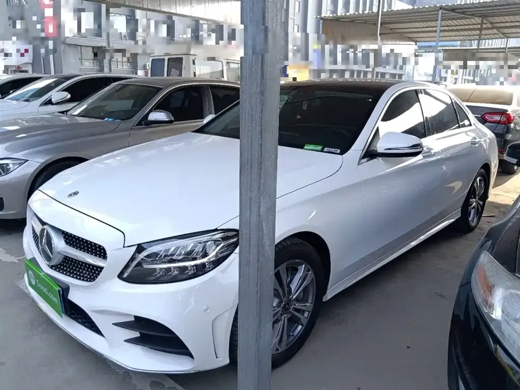 Mercedes-Benz C-Class — фото 1