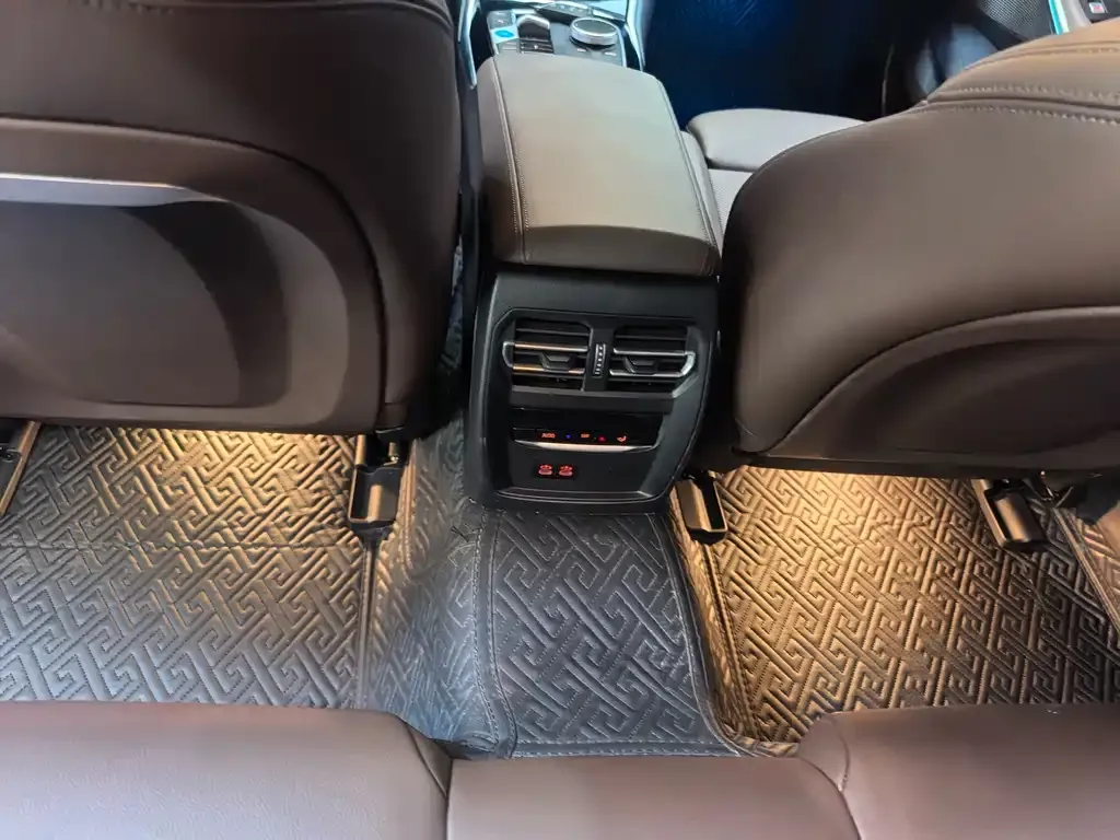 BMW i3 — фото 3