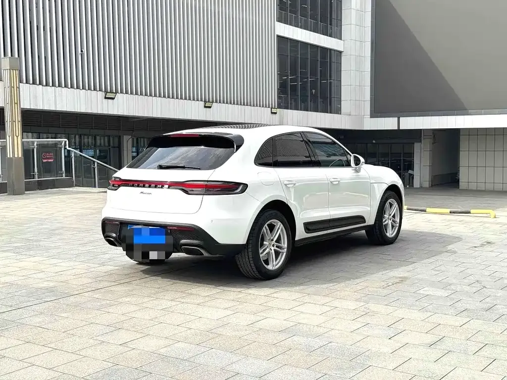 Porsche Macan — фото 10
