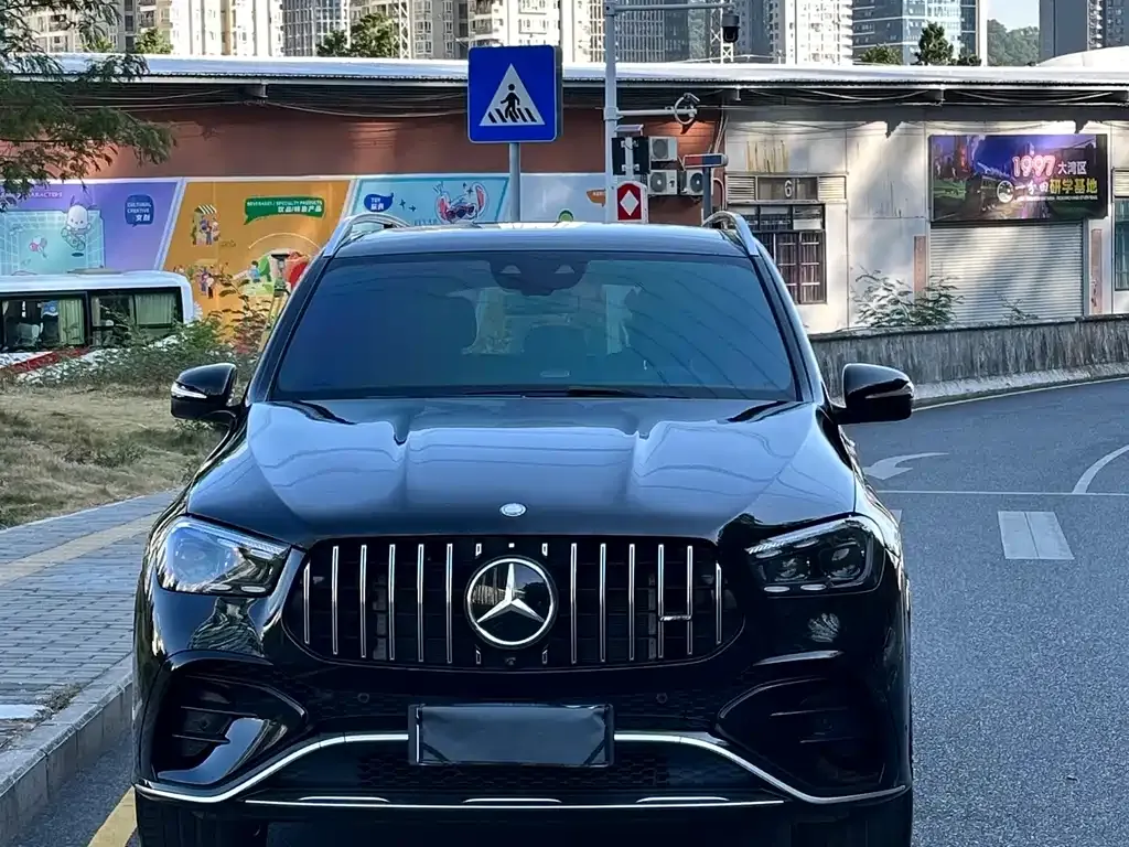 Mercedes-Benz GLE AMG — фото 1