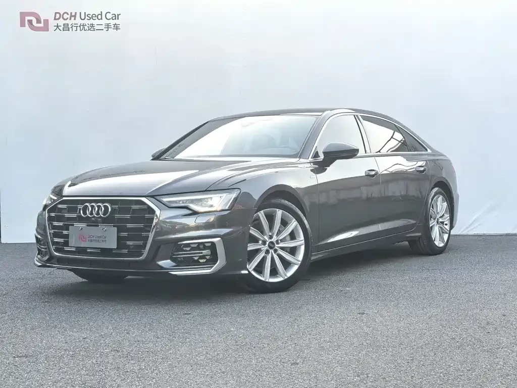 Audi A6L — фото 1