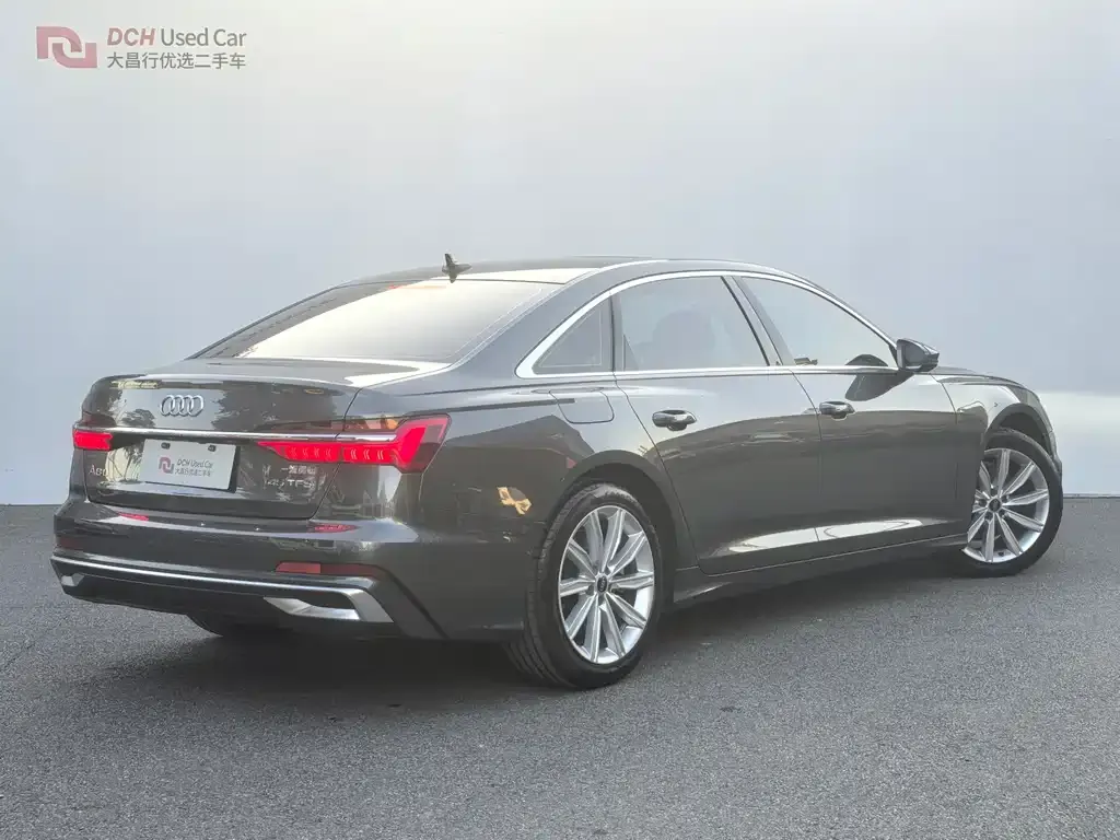 Audi A6L — фото 6